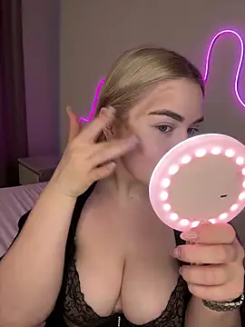 April Vancee online show from March 13, 6:37 am