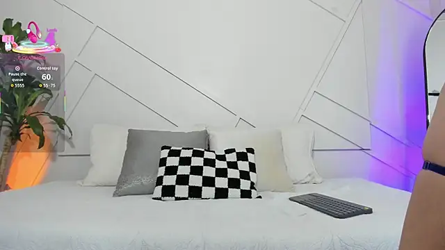 alanarouge online show from October 10, 11:42 am