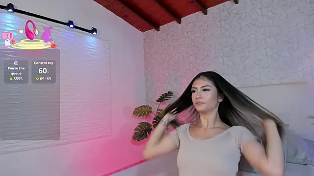 alanarouge online show from May 12, 11:29 am