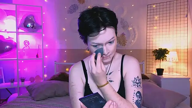 NicoleFlloret online show from March 22, 5:39 am