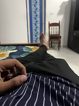 Snapshot of stranger__king786 chatting on March 5, 5:39 pm stranger king786 online show from March 5, 5:39 pm