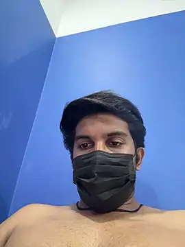 Snapshot of stranger__king786 chatting on March 13, 4:05 am stranger king786 online show from March 13, 4:05 am