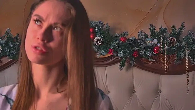 Amanda River online show from December 19, 8:05 pm