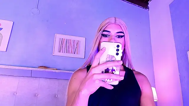 Emily Castillo 1 online show from December 22, 4:31 am