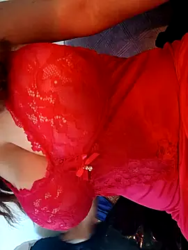 Snapshot of BellyDancer1 chatting on September 27, 4:56 pm BellyDancer1 online show from September 27, 4:56 pm