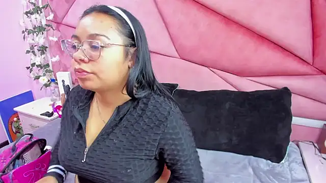 Snapshot of _Violeta_18 chatting on September 15, 3:28 am Violeta 18 online show from September 15, 3:28 am