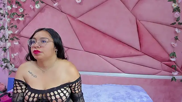 Snapshot of _Violeta_18 chatting on October 26, 3:12 am Violeta 18 online show from October 26, 3:12 am