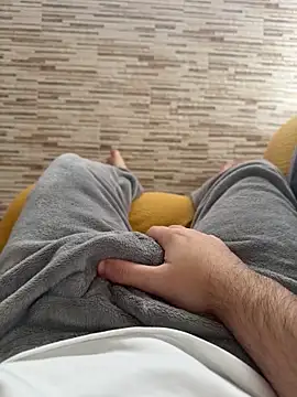 ategurl192 online show from April 1, 6:25 am