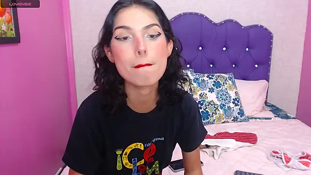 Emilly Copers online show from March 7, 5:38 pm