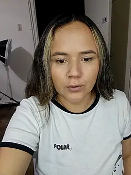 mandy-moore online show from May 3, 3:56 am