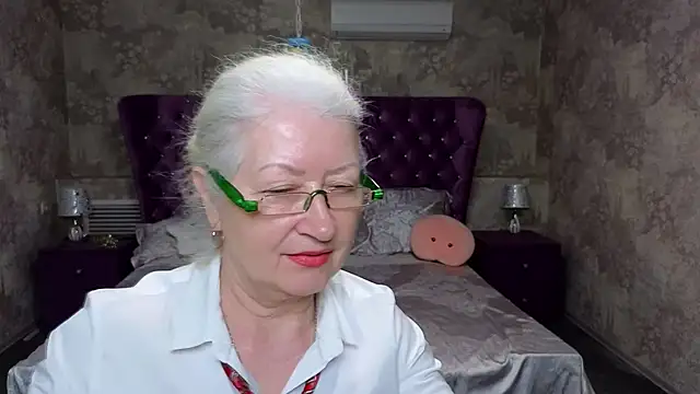 Maya Mayflower online show from March 12, 9:12 am