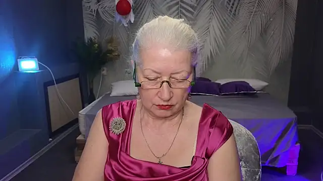 Maya Mayflower online show from March 17, 3:29 pm