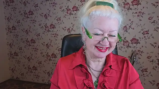 Maya Mayflower online show from December 14, 4:07 am