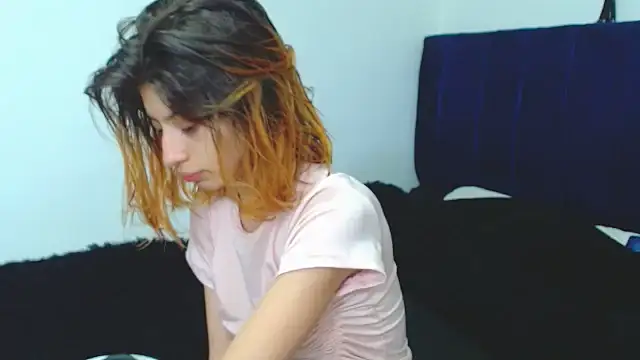 KratosAfroditacs online show from October 11, 6:50 pm