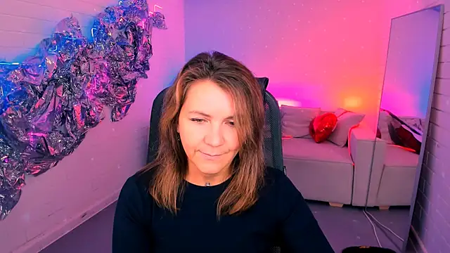 NicoleHitman online show from October 13, 9:31 am