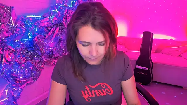 NicoleHitman online show from December 3, 9:18 am