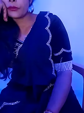 Snapshot of Ronak_kaur chatting on March 8, 10:32 am Ronak kaur online show from March 8, 10:32 am