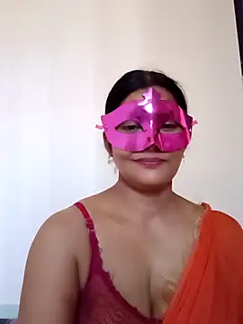 Snapshot of Ronak_kaur chatting on October 10, 5:28 am Ronak kaur online show from October 10, 5:28 am