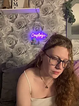 Snapshot of coupleajcc chatting on February 8, 10:57 pm coupleajcc online show from February 8, 10:57 pm