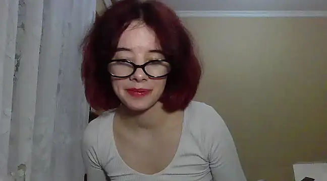 Snapshot of _Amber_Doll_ chatting on March 7, 1:09 am Amber Doll online show from March 7, 1:09 am