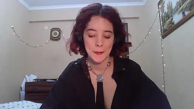 Snapshot of _Amber_Doll_ chatting on March 17, 12:30 am Amber Doll online show from March 17, 12:30 am