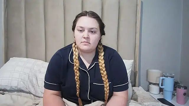 Neytjie online show from July 2, 6:03 pm