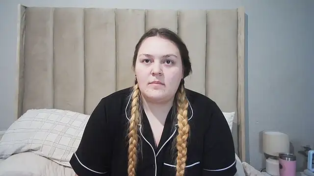 Neytjie online show from July 4, 6:03 pm
