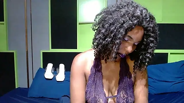 Snapshot of DarkSultryxxxx chatting on January 12, 1:49 pm DarkSultryxxxx online show from January 12, 1:49 pm