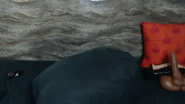 Snapshot of SexcCoCoxxxx chatting on January 7, 1:52 am SexcCoCoxxxx online show from January 7, 1:52 am