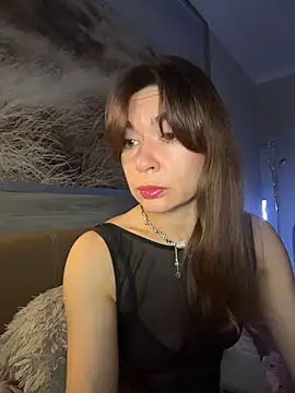 Mary Kiitty online show from March 25, 11:38 am