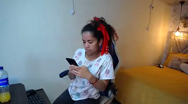 Snapshot of emma_morgan_1 chatting on March 11, 11:55 am emma morgan 1 online show from March 11, 11:55 am