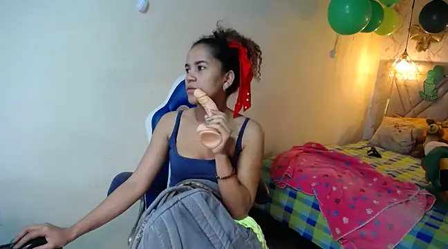 Snapshot of emma_morgan_1 chatting on March 18, 11:52 am emma morgan 1 online show from March 18, 11:52 am
