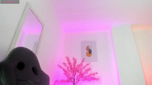 Ayliinn  online show from April 28, 1:48 am