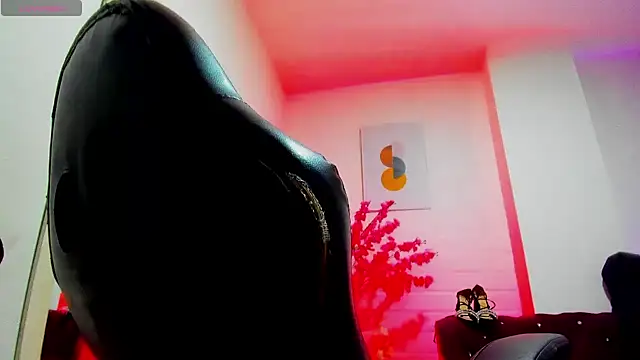 Ayliinn  online show from May 6, 1:57 am