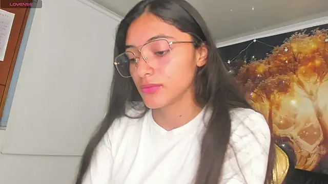 Valen Person online show from March 4, 11:51 am