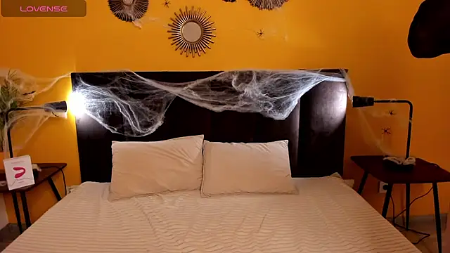 Jessie Curlyy online show from October 23, 2:00 am