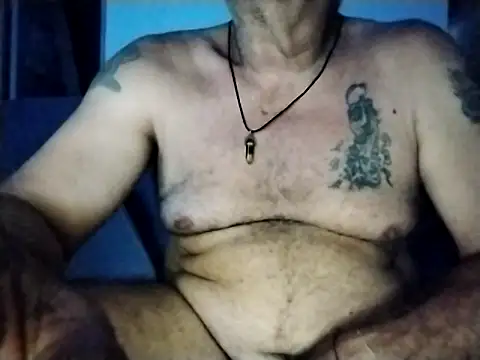 coolbrady17 online show from March 15, 4:10 pm