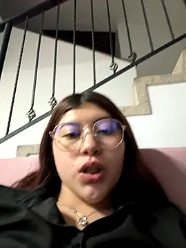 Snapshot of BellaRosee__ chatting on September 23, 12:02 am BellaRosee online show from September 23, 12:02 am