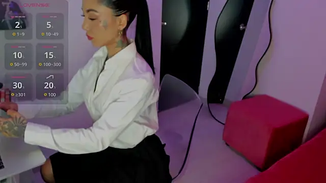 Dani Valen online show from March 18, 11:31 pm