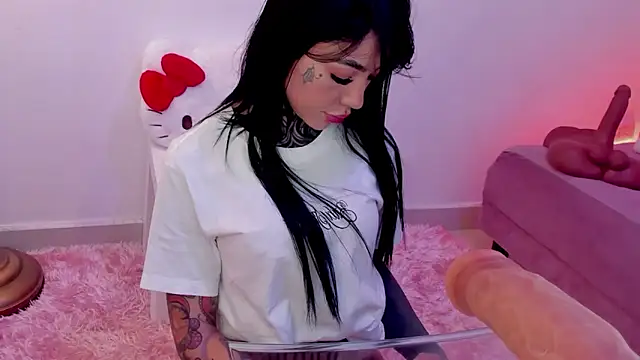 Dani Valen online show from October 28, 10:01 pm