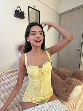 ZaraLuuv online show from March 13, 6:03 pm