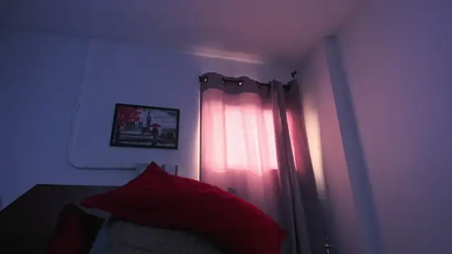 Liz ortega30 online show from April 1, 1:41 pm