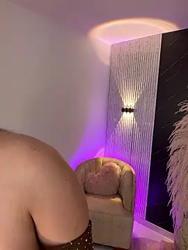 Snapshot of IvyJonesX chatting on January 13, 11:54 pm IvyJonesX online show from January 13, 11:54 pm