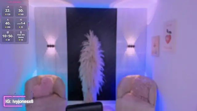 Snapshot of IvyJonesX chatting on January 17, 12:59 am IvyJonesX online show from January 17, 12:59 am