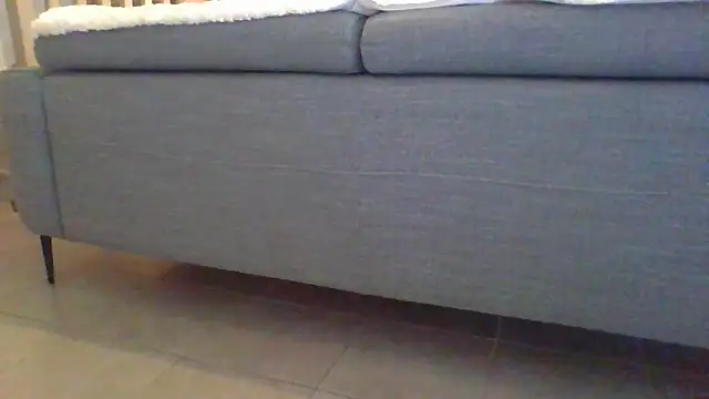 Valentinette online show from December 1, 8:30 am