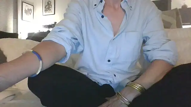 Valentinette online show from May 14, 7:09 pm