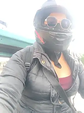 Snapshot of KimyCox_16 chatting on January 9, 6:53 pm KimyCox 16 online show from January 9, 6:53 pm