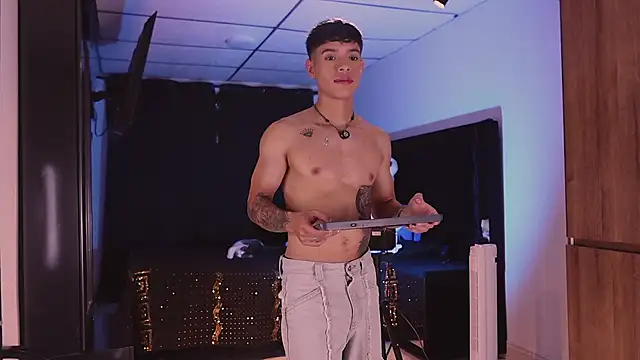 ErosKhaos online show from October 19, 10:54 pm