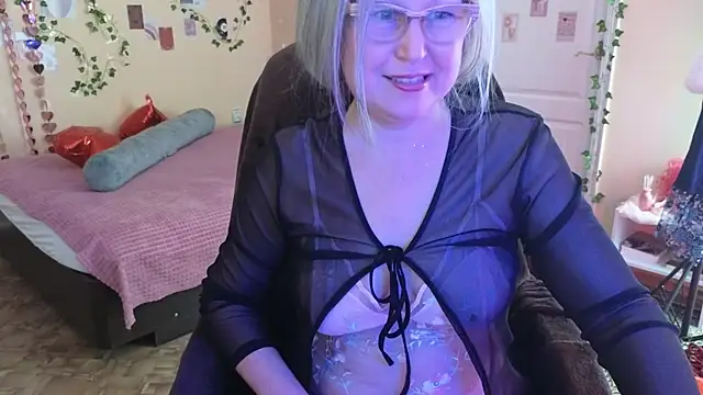 Wane Witch online show from March 27, 6:29 pm