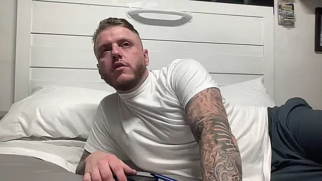 Thegreatwhitepipe online show from September 26, 11:36 am